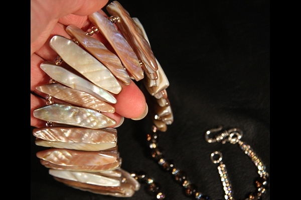 Royal Mother of Pearl Necklace