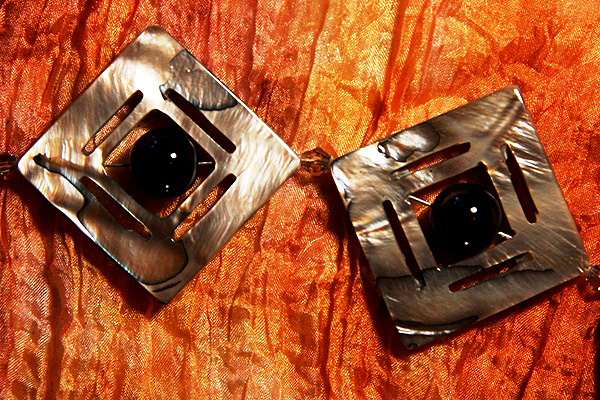 Sophisticated Black Onyx and Mother of Pearl Geometry