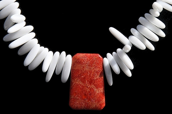Exquisite Snow White Porcelain Necklace with Large Red Sponge Coral