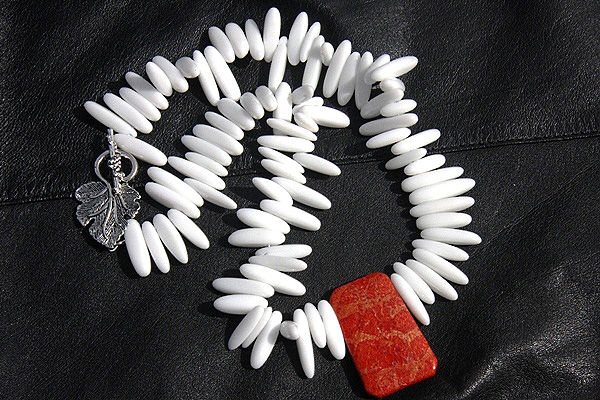 Exquisite Snow White Porcelain Necklace with Large Red Sponge Coral