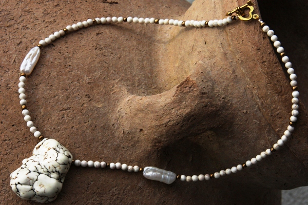 White and Gold Turquoise Necklace