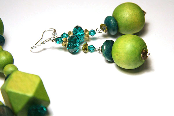 Funky Long Green Necklace